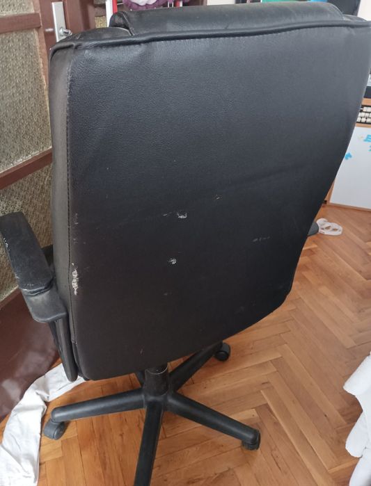 Кожен Офис  стол