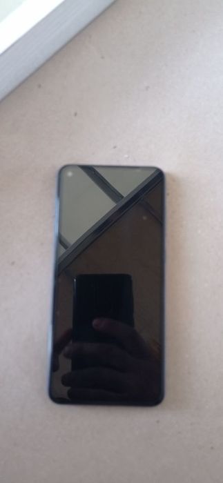 Телефон холати зу́р