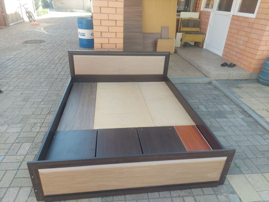 Продам двухспальная кровать