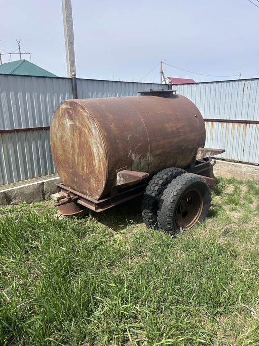 Продам бочку на колесах