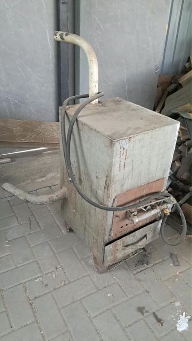 Газовая печь на продажу.