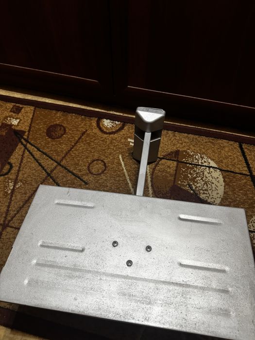 Подставка под телевизор