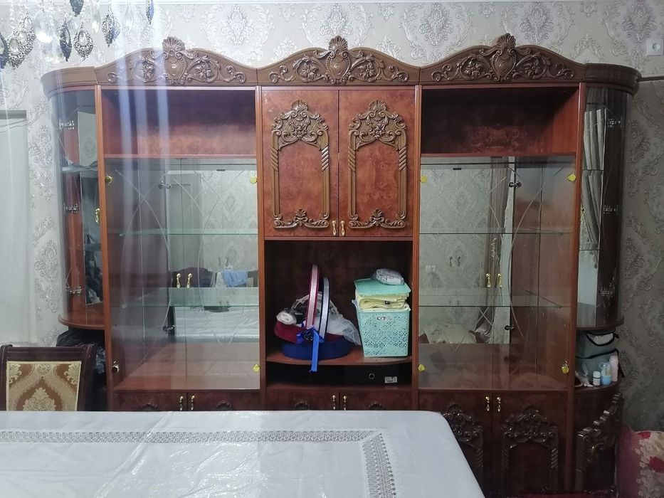 Мебель хорошим состояние