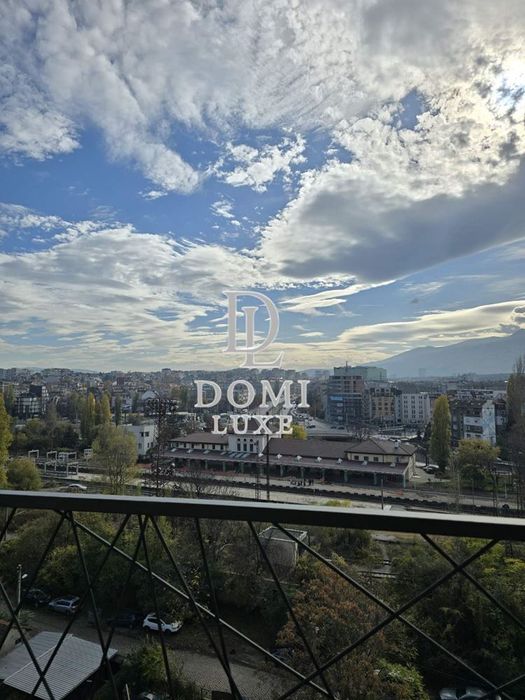 Продава се Двустаен апартамент в София, Подуяне - 69 кв.м за 1516 €/кв.м - Снимка #2