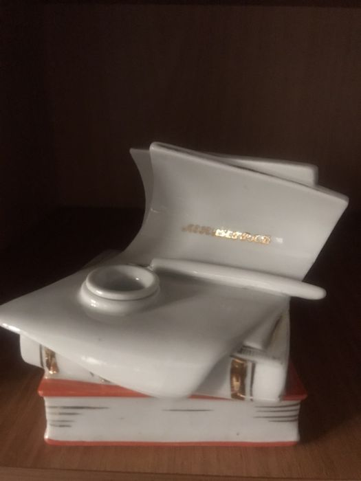 Продам статуэтки