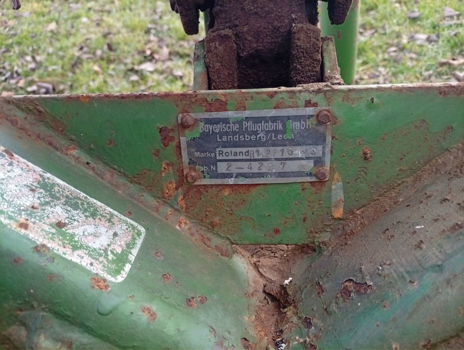 Vand pluc 2 brazde 350€ negociabil