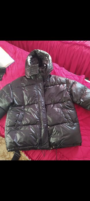 Продам куртку весна