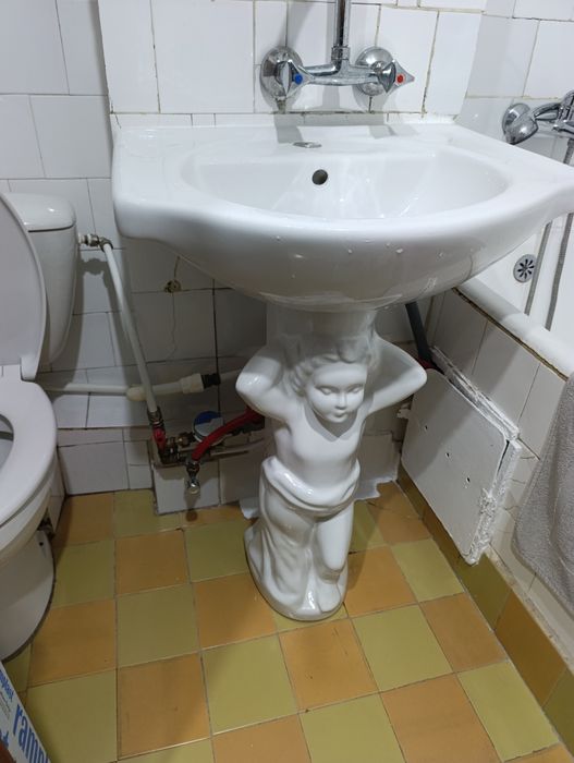 Chiuveta+picior (pedestal)