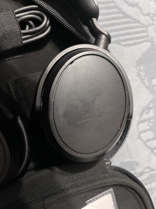Слушалки Sennheiser ACCENTUM Plus