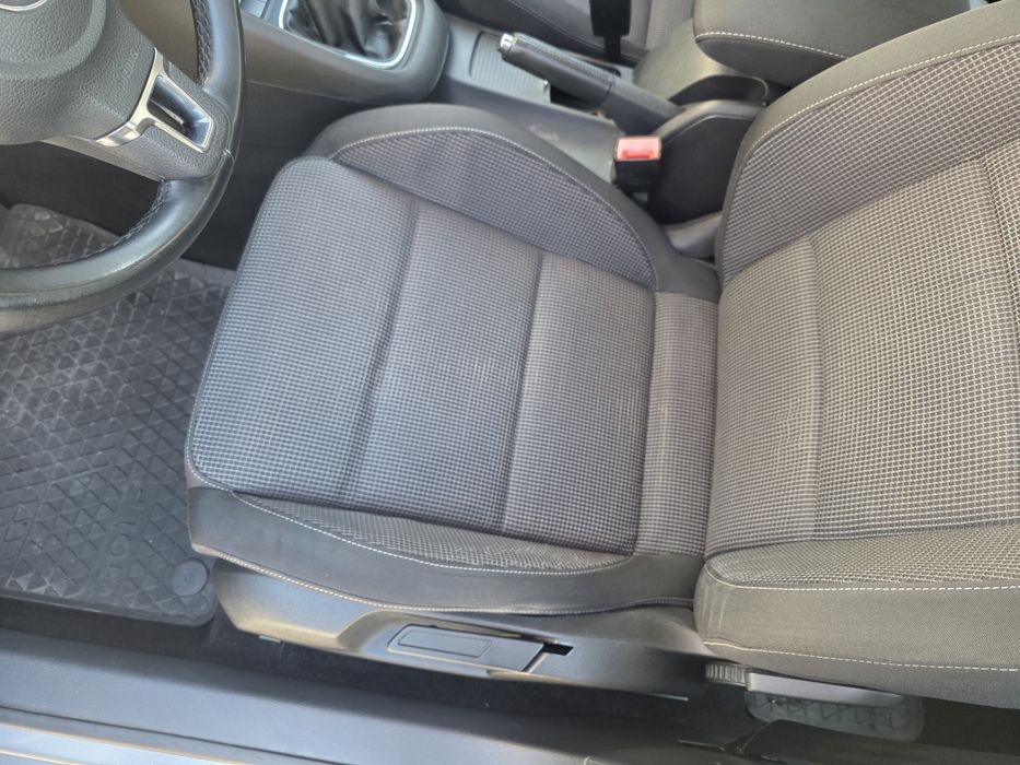 Golf 6 2011   1.6 TDI  Blue Motion