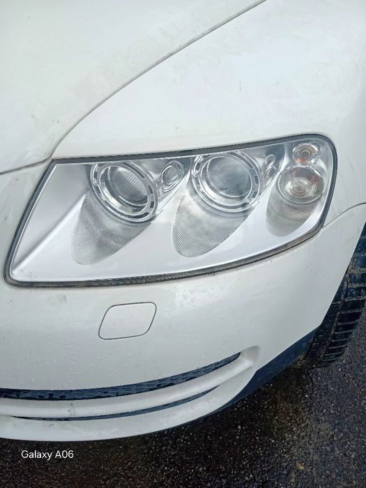Motor 4.2 v8 benzina/cutie de viteze automata/cardan/interior/far xenon/bara fata/jante r19/aripa/carlig remorcare electric/rezerva slim touareg  7L