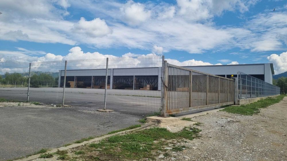 Teren , depozit, magazie, industriale