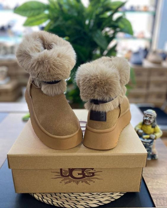 Велурени апрески  UGG