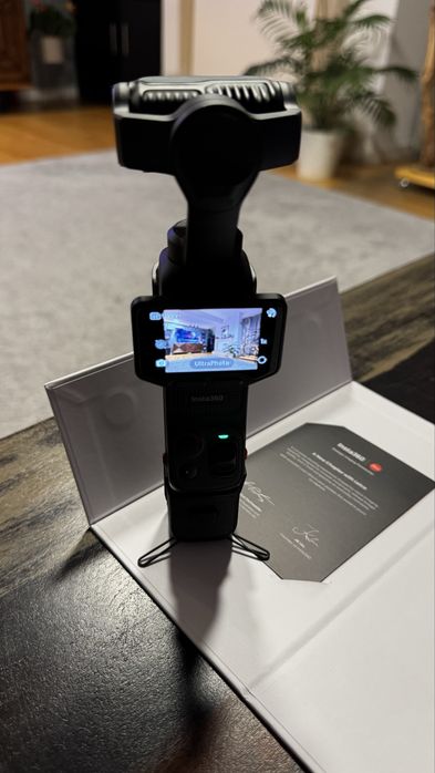 Camera de actiune Insta360 Luna Ultra, Standard Bundle, Cosmic Black