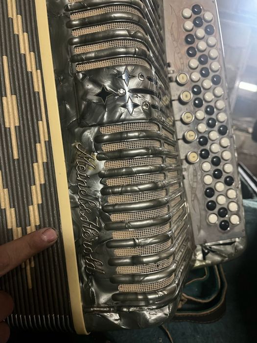 Баян трофейный со времен войны