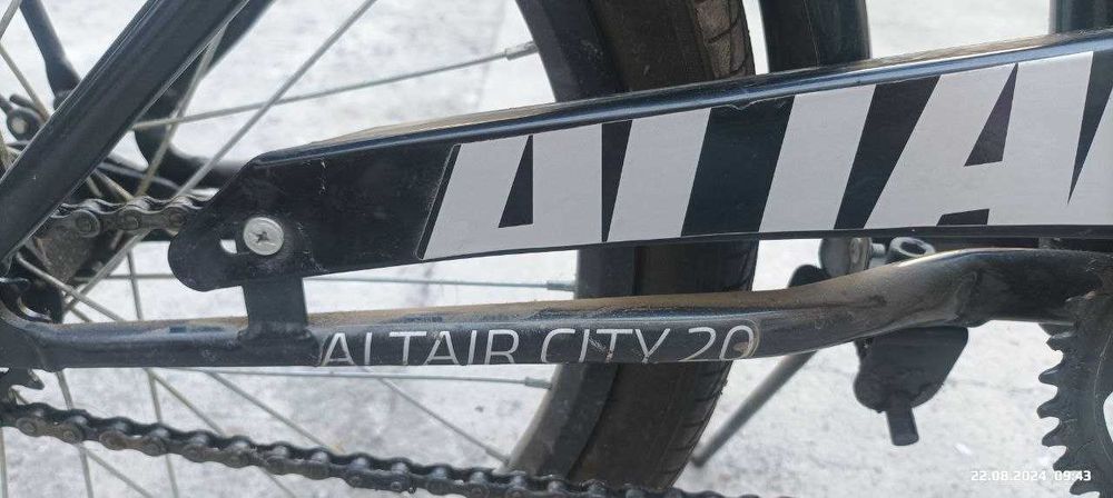 СРОЧНО! Продаётся велосипед ALTAIR city 20 для взрослых и детей