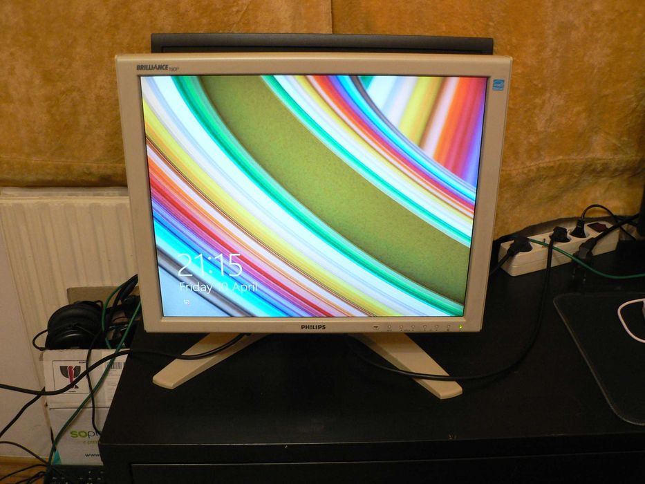 монитор PHILIPS BRILLIANCE 190P