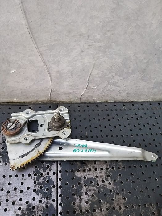Macara manuala dreapta spate suzuki swift 2008