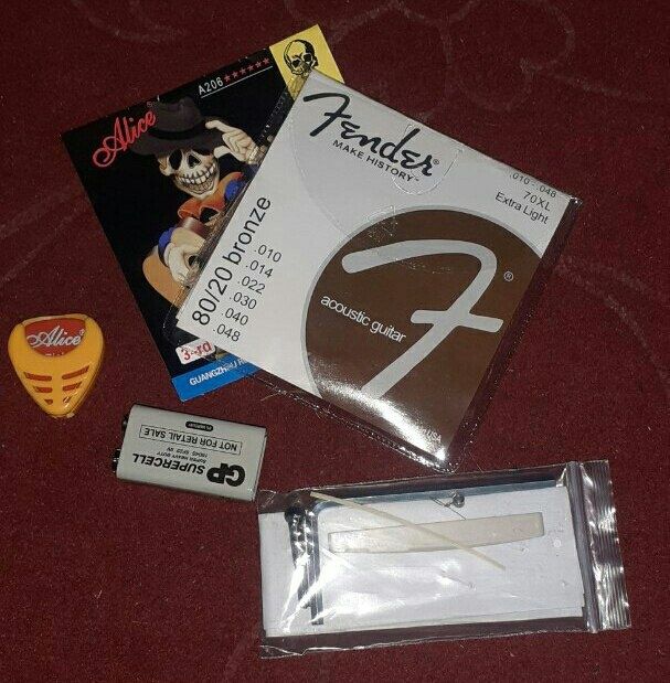 CORD akustik gitara sotiladi.ekvalayzerli. Hamma narsasi bor.