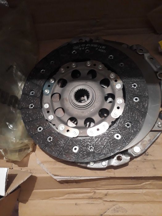 Комплект съединител + Маховик