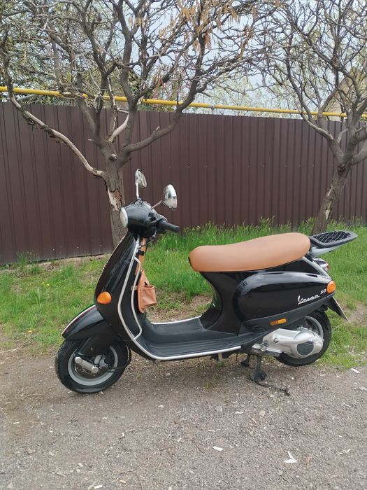 Мопед Vespa et4 125cc