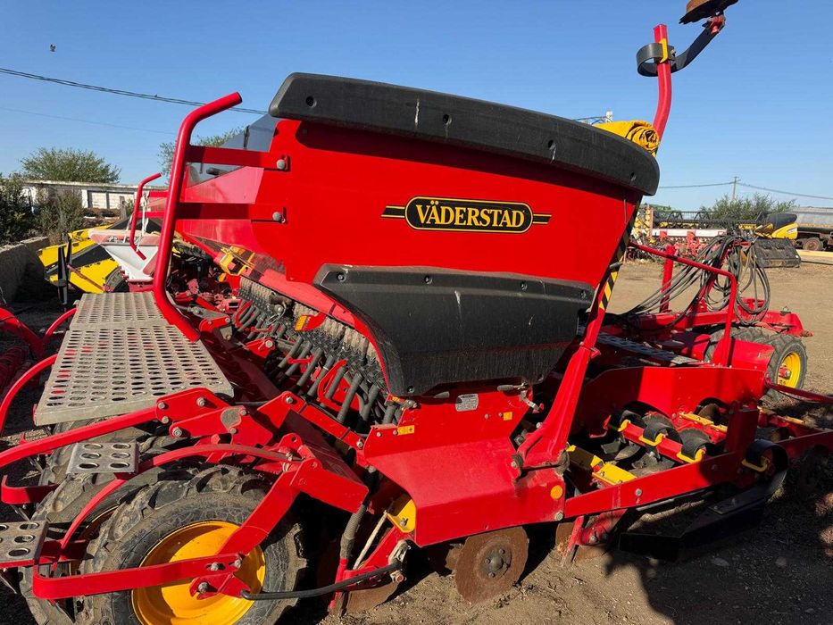 Semănătoare păioase Vaderstad Rapid RD 400 C