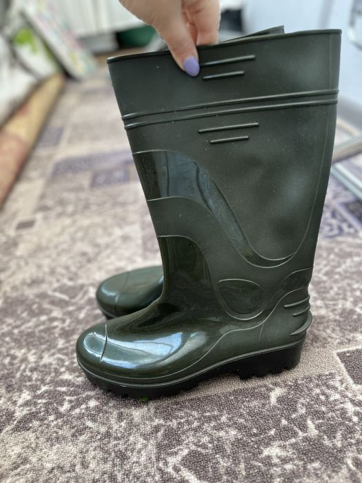 Продам водные сапоги