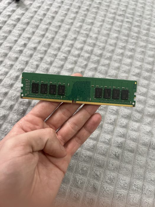 Оперативка crucial 8gb