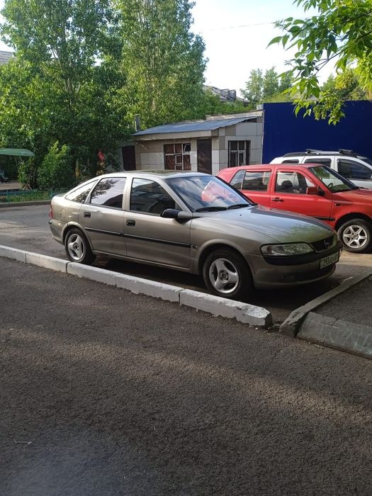 Опель вектра хетчбек