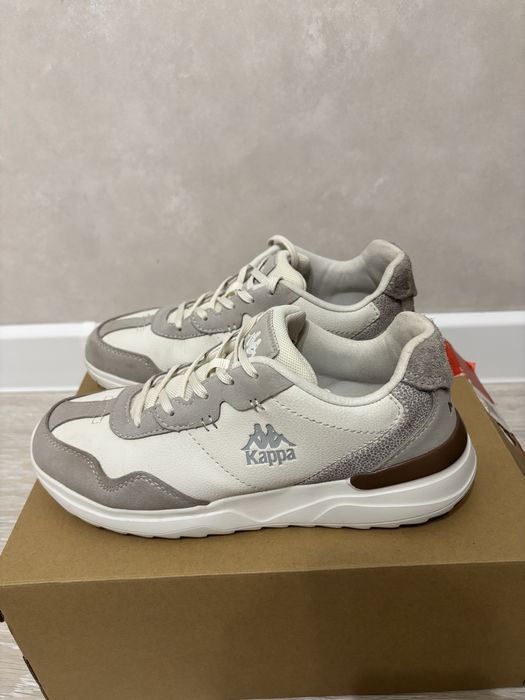 Продам кроссовки Kappa