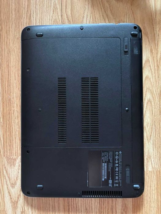 Лаптоп HP ProBook 440 G3 (i5-6200U/16GB DDR3 RAM/250GB SSD)