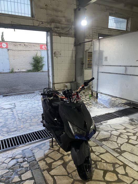 Продам скутер м8 про