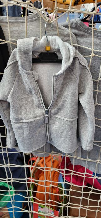 Geci si hanorace fetita