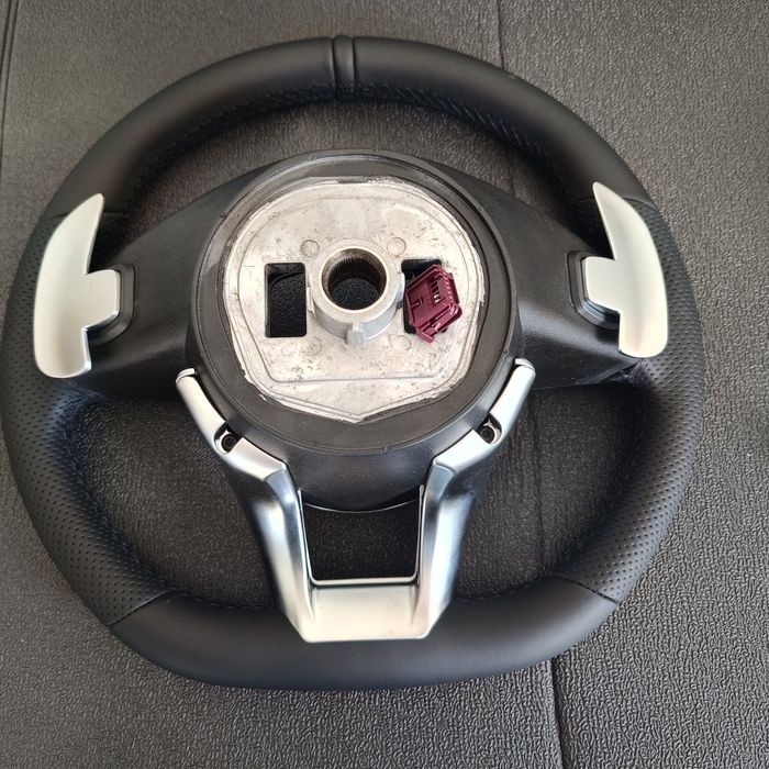 Волан Amg  W204, W212, W213,W166 GLE ML, W205, G-KLASS, CLS ,CLA