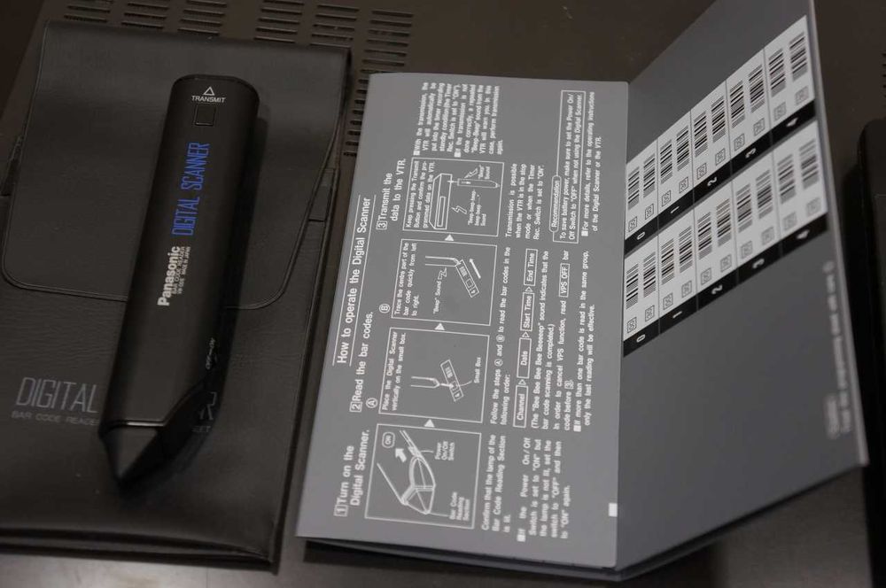 Видеорекордер Panasonic NV-FS1, повреден, с баркод четец