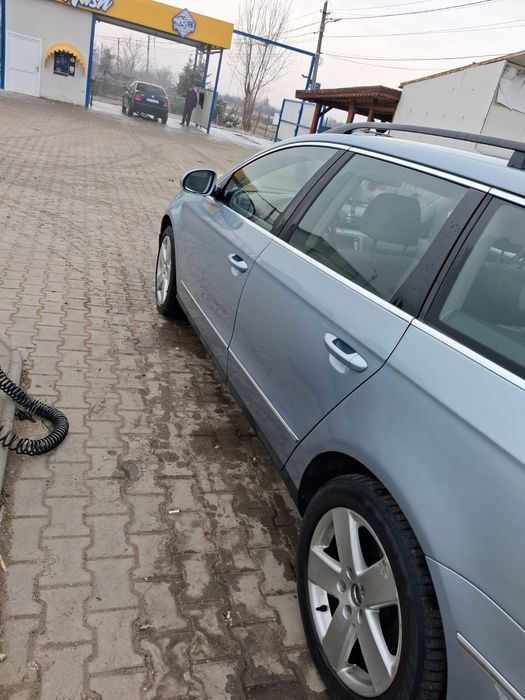 Vând sau schimb  cu audi A4 b7