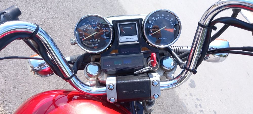 Honda Magna VF750