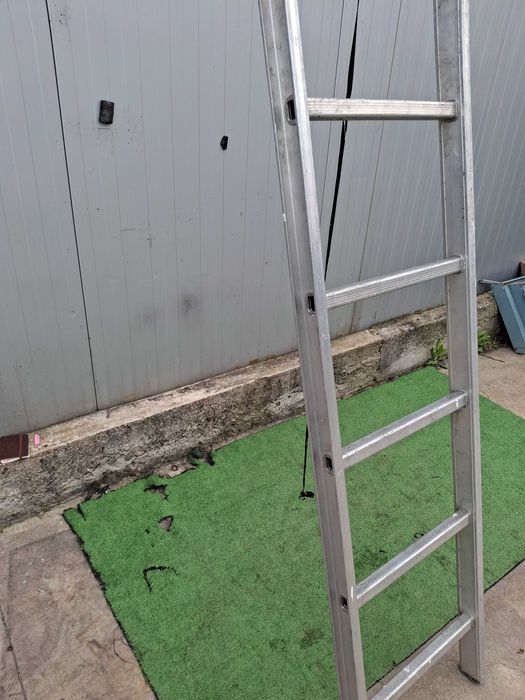 Алуминиева стълба