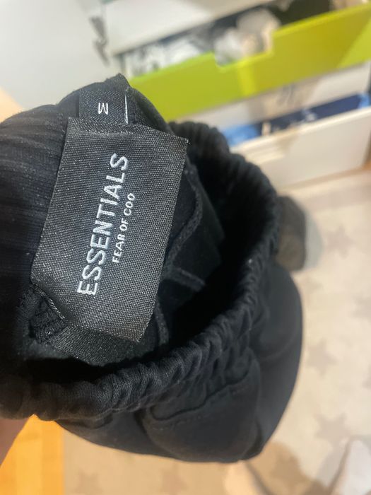 pantaloni scurti essential