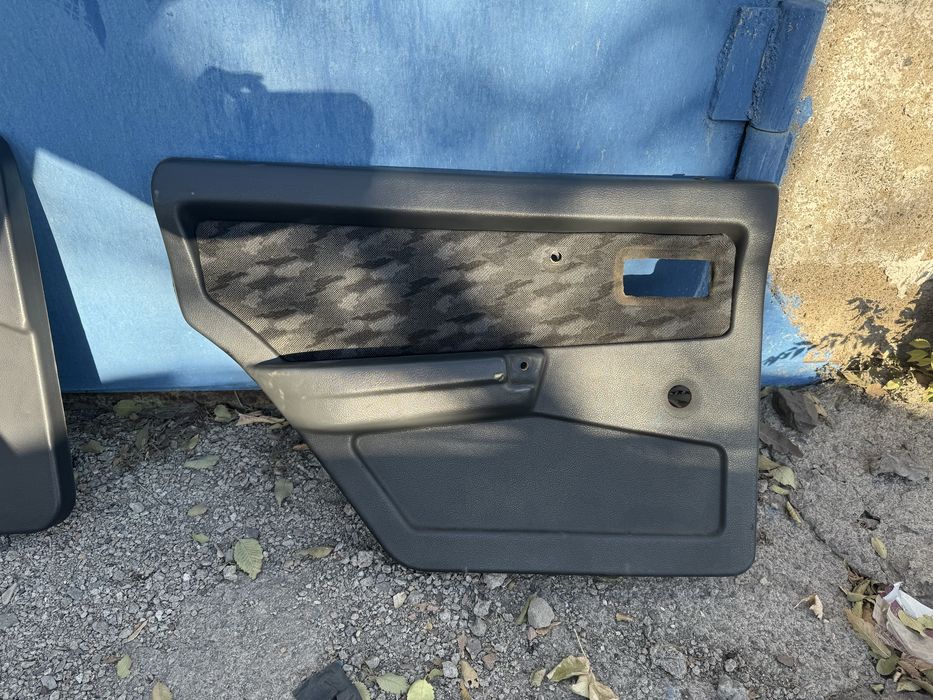 Дверные карты в сборе на Ваз 21099