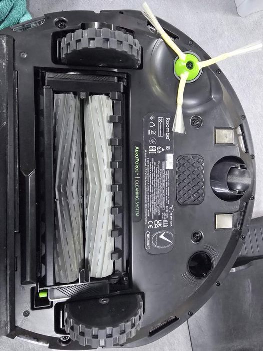 Прахосмукачка робот IRobot ROOMBA Combo i8+