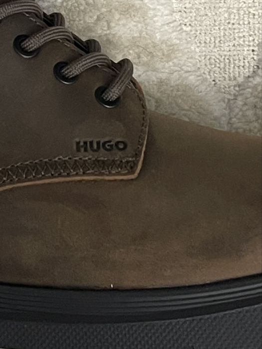 Ghete Hugo (Hugo Boss) NOI, din piele naturala, size 43