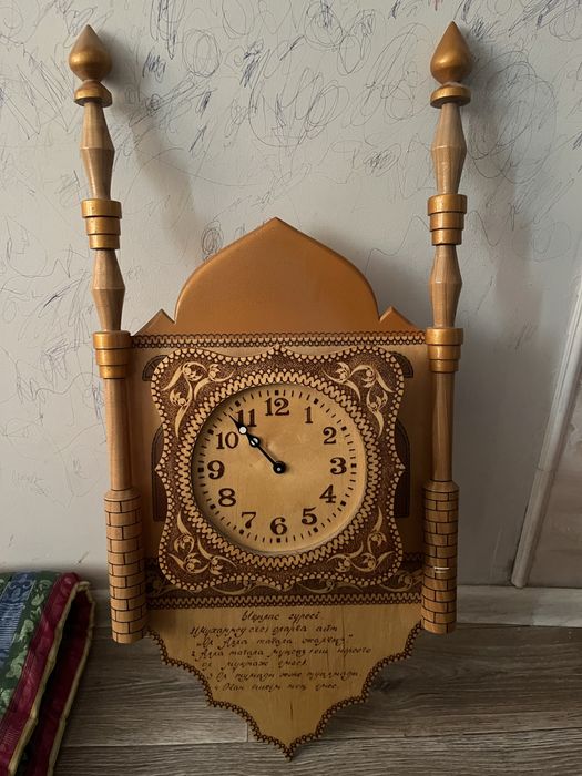 На стенные часы