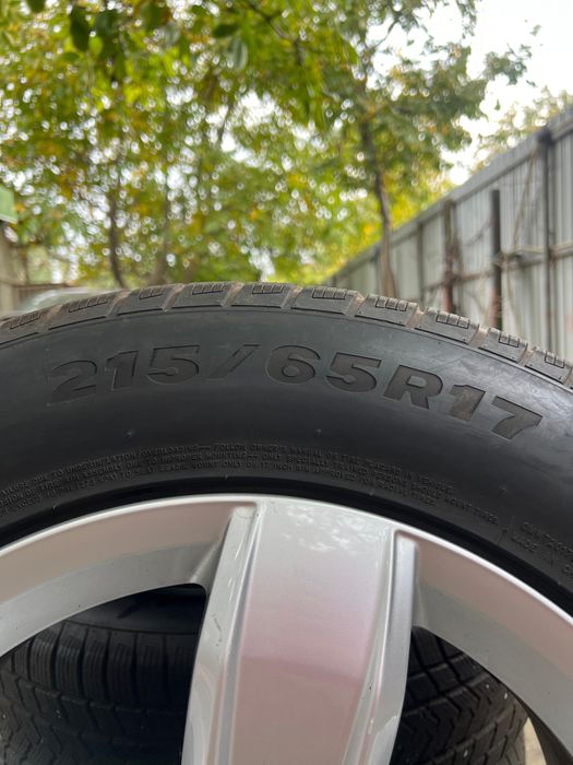 Set roți originale VW Tiguan R17 cu anvelope Gripmax 215/65R17