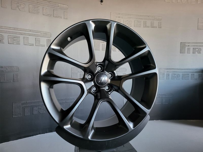 20цола Dodge Challenger Додж  5x115
