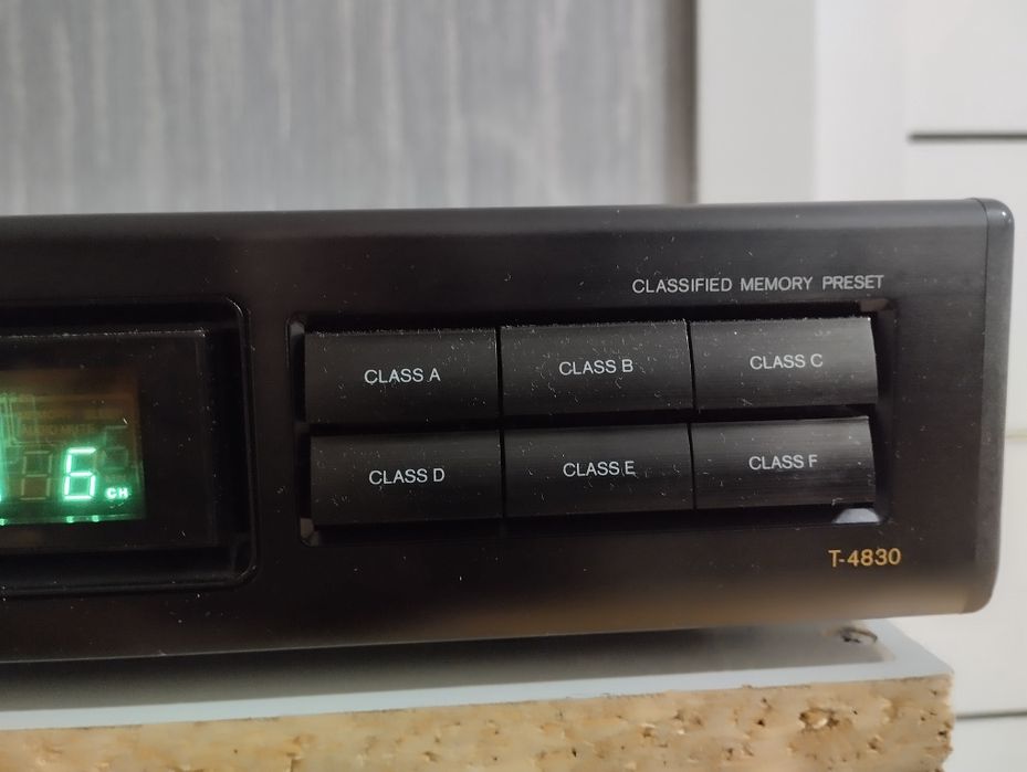 Тюнер Т 4830 FM диапазон