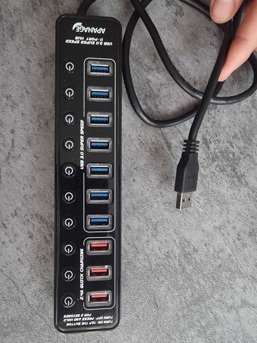 usb hub apanahe usb 3.0 11 porturi, 4 cu incarcare fast charge