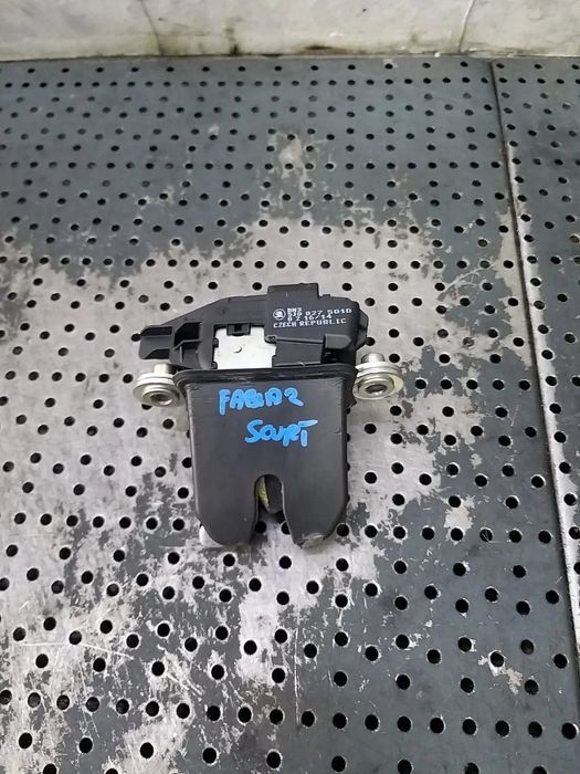Broasca haion skoda fabia 2 5j0827501d