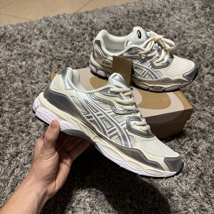 Asics Gel Nyc crem - 43