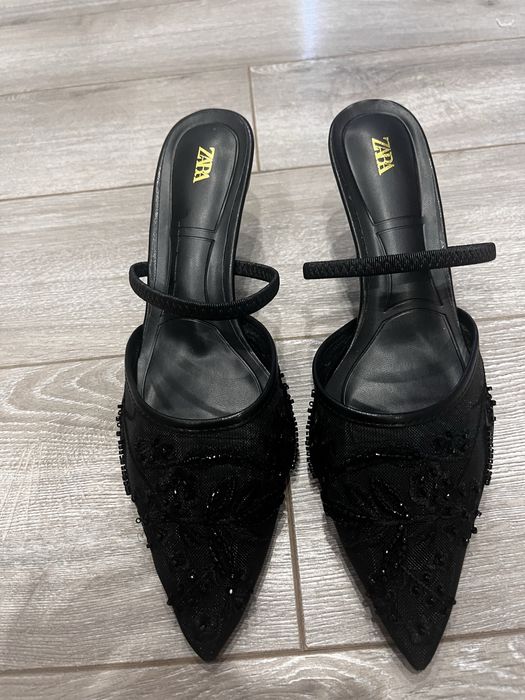Новые туфли Zara